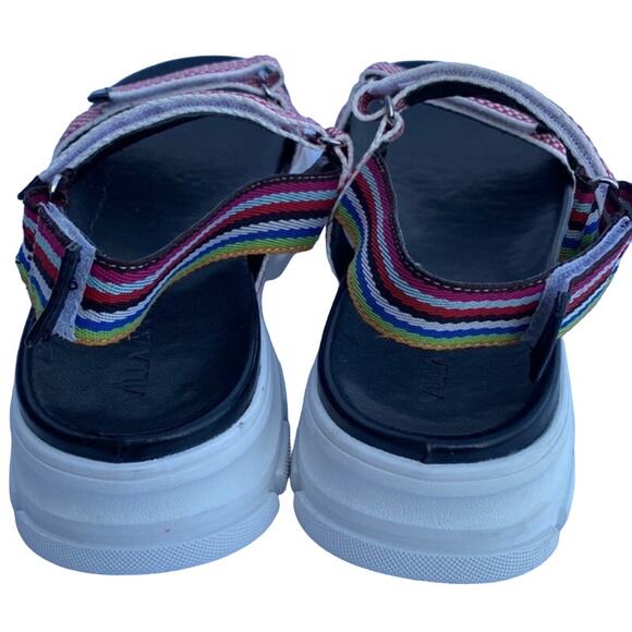 Villa Rouge Padded Crossband Platform Sandals Size 7 Open Toe Hook & Loop Flats - Picture 5 of 8